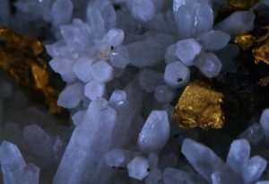 Reiki and Healing Crystals Reiki and Healing Crystals